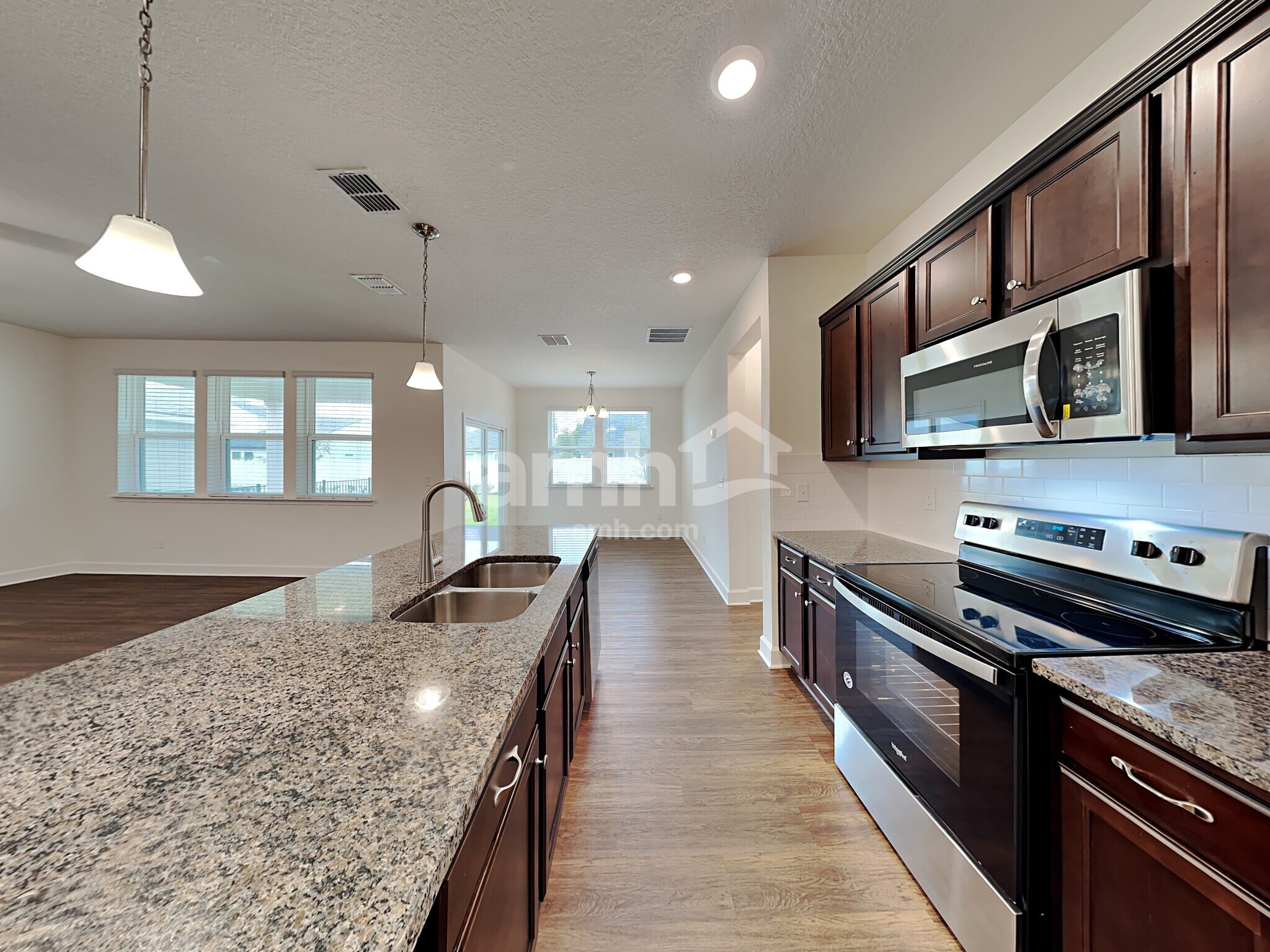 Building Photo - 430 Sandstone Dr