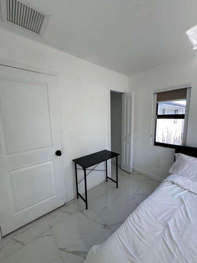 Building Photo - 1780 NW 68th Terrace