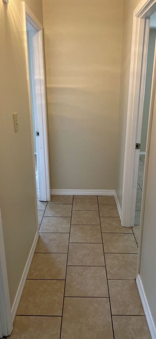 Building Photo - 3 BD 1.5 BA Ocean Springs Rental in the Go...