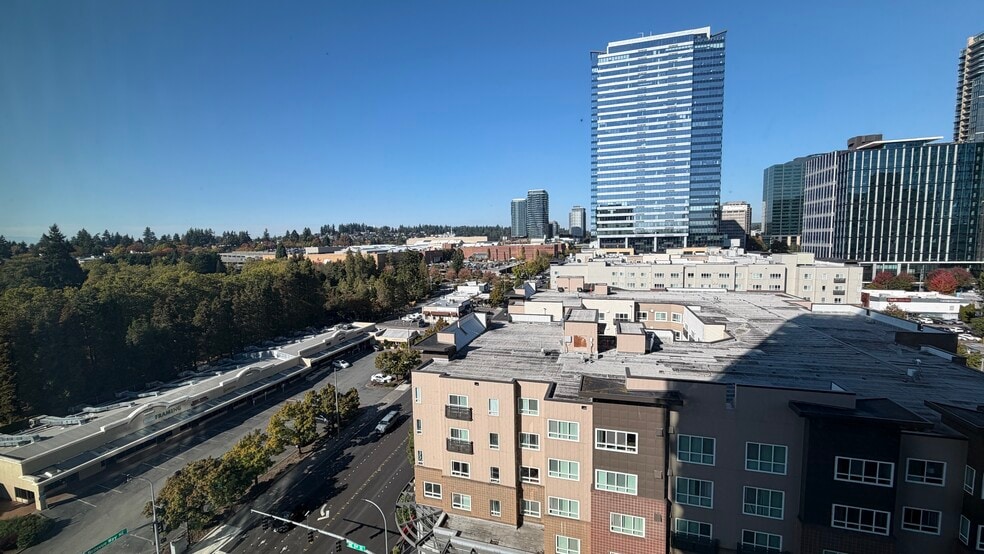 Building Photo - 188 Bellevue Way NE