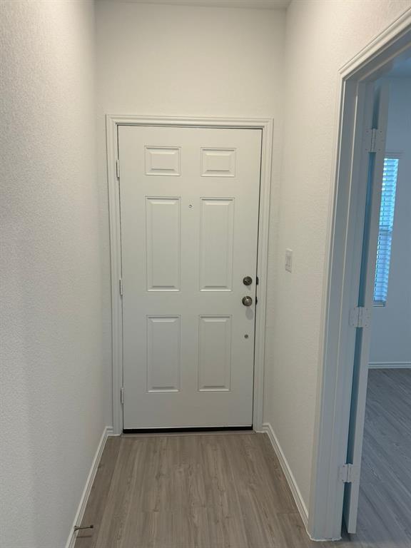 Building Photo - 561 Sormonne Lp