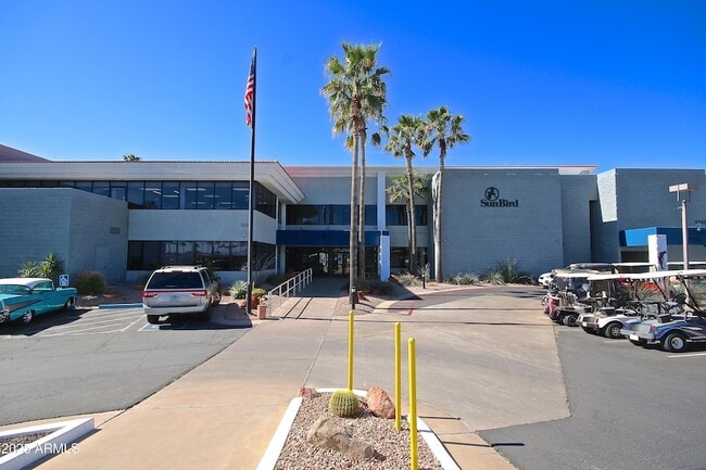 Building Photo - 1702 E Palm Beach Dr
