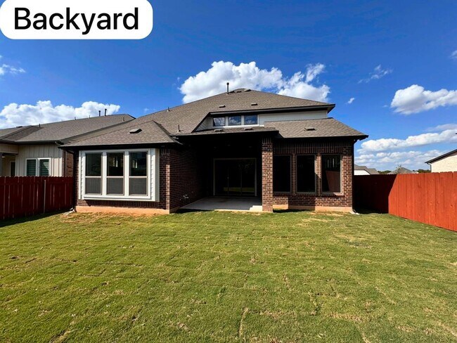 Building Photo - 1649 Cardinal Ln