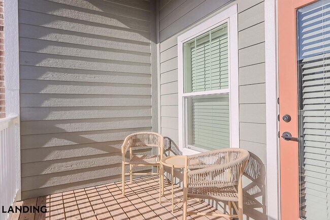 Building Photo - 1650 Harris Hill Rd