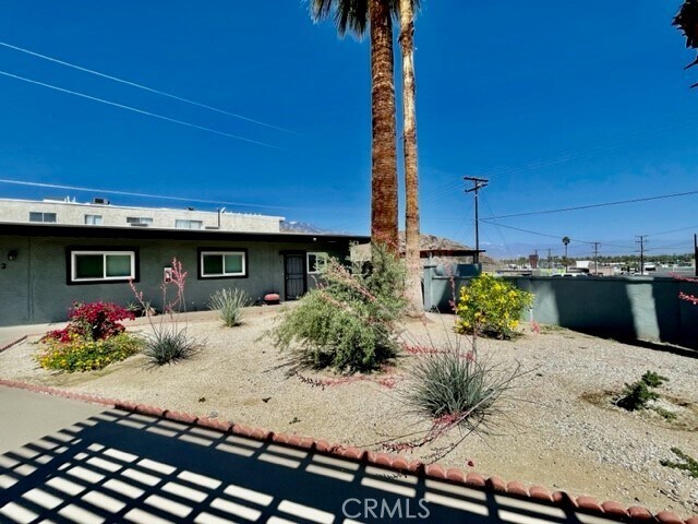 Building Photo - 36947 Melrose Dr