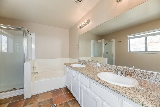 Building Photo - 379 Legacy Dr