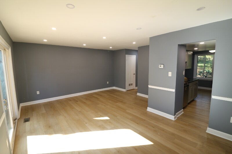 Building Photo - 7824 Briardale Terrace