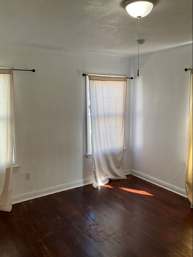 Building Photo - Charming 3-Bedroom Home in San Antonio - P...