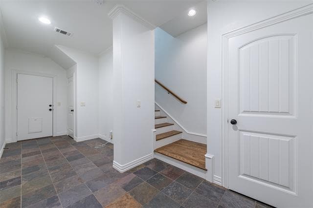 Building Photo - 1914 Euclid Ave