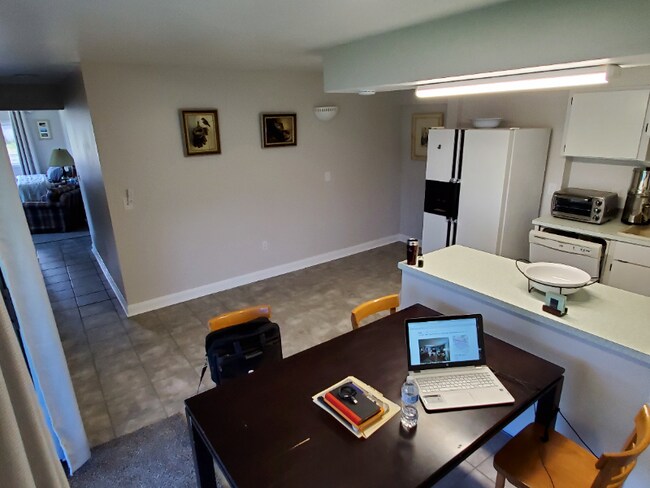 Building Photo - 3415 N Huetter Rd