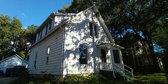 Building Photo - 138 Harrison St