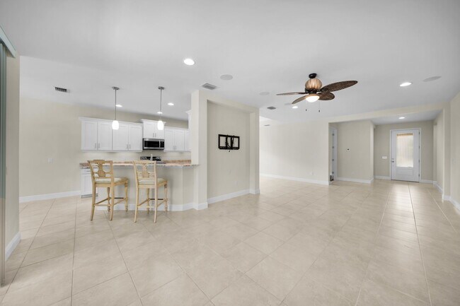 Building Photo - 14507 Manchester Dr