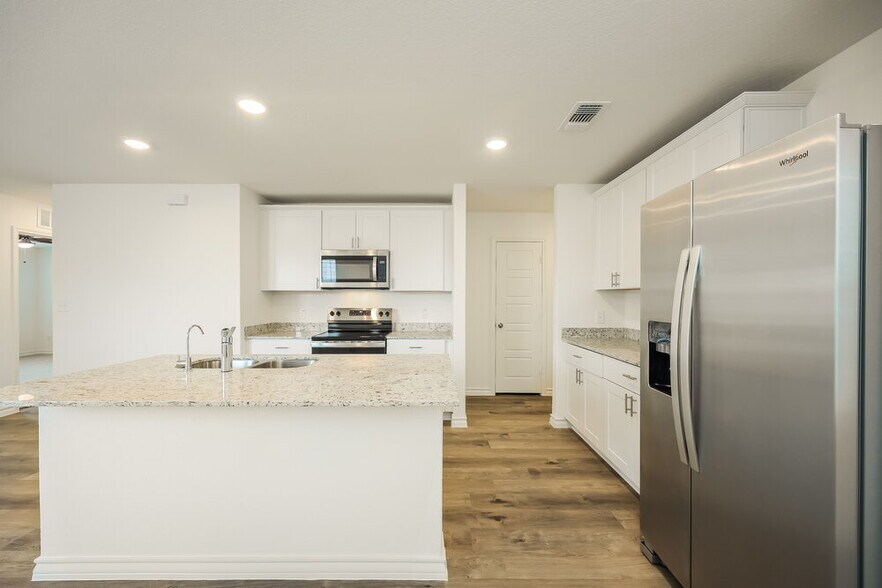 Building Photo - 10219 Monte Carmel Pl