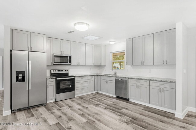 Building Photo - 2426 Clemson Dr