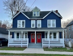 Building Photo - 206-208 W Main St