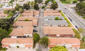 Building Photo - Mountain Breeze Apts