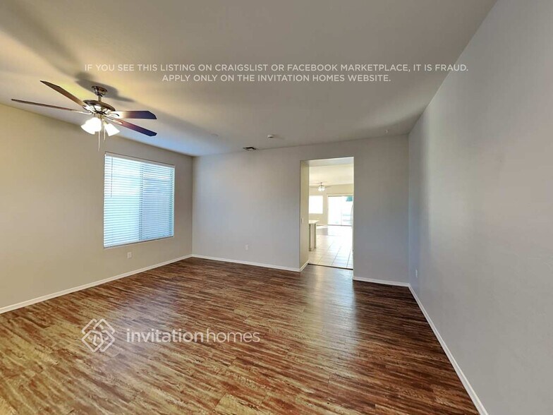 Building Photo - 14913 N 153rd Ave