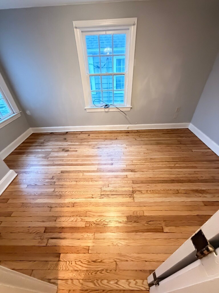 Bedroom - 121 S High St