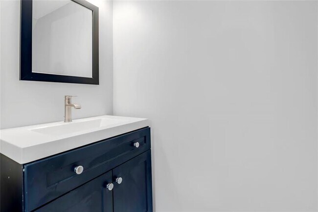 Building Photo - 9968 NW 57th Manor