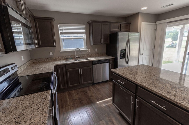 Building Photo - 2807 Amberwood court