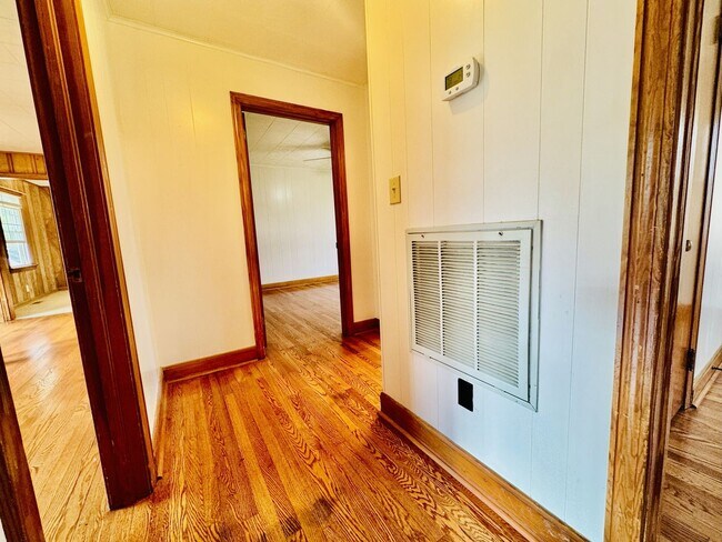 Building Photo - 3976 US-19E