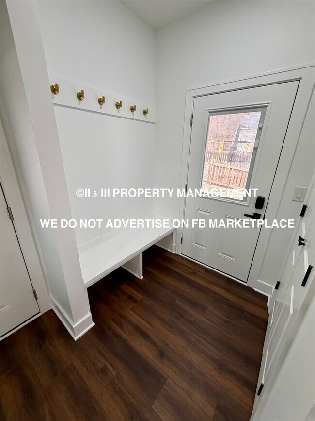 Building Photo - 113 S Cherokee St