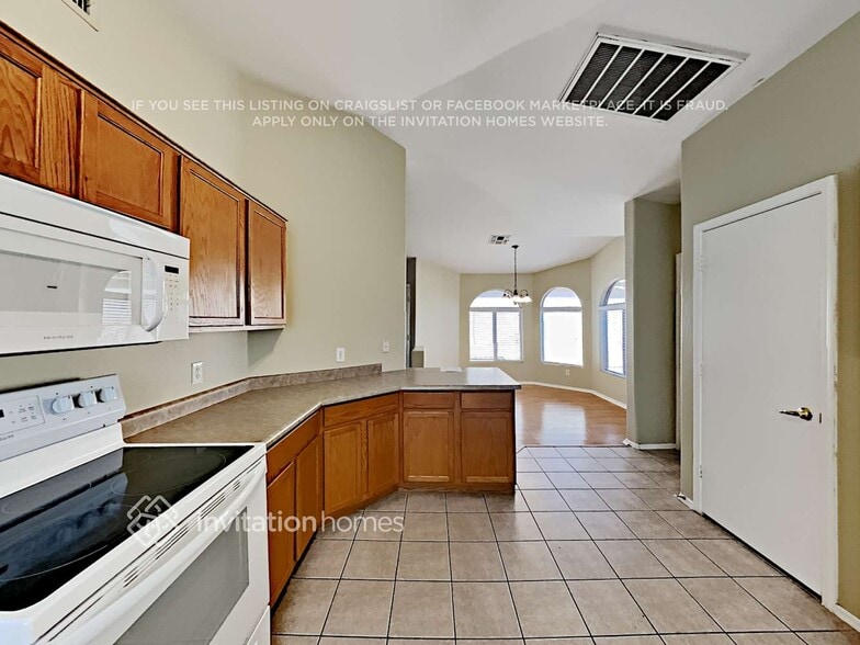 Building Photo - 17416 N 16th Pl