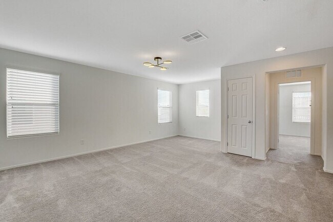 Building Photo - 5128 Granite Basin St