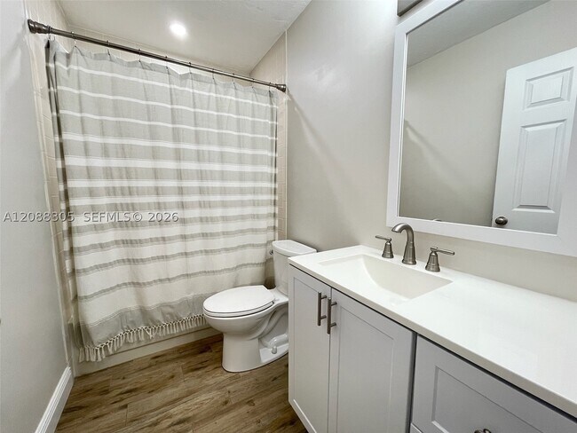 Building Photo - 2221 SW 92nd Ter