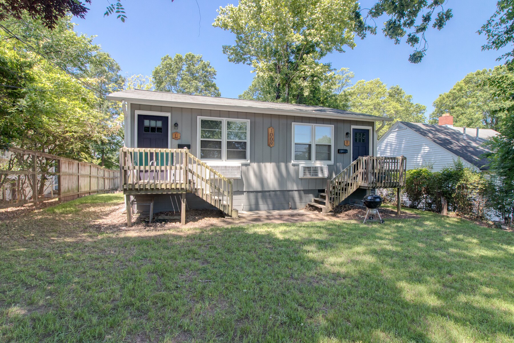Street front - 1009 N Buchanan Blvd