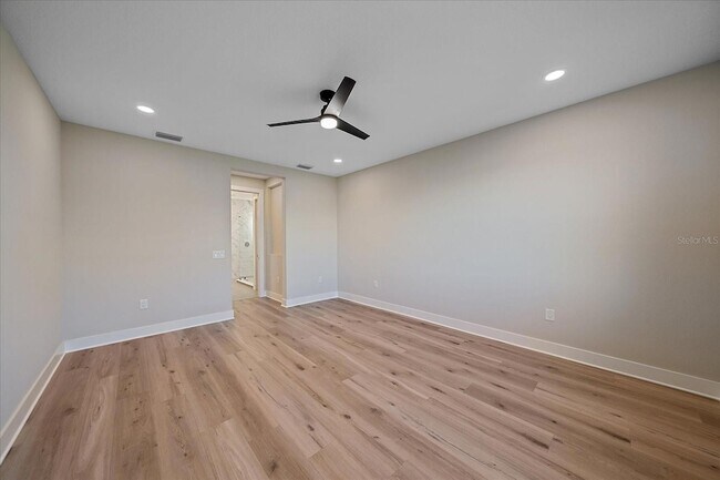 Building Photo - 8387 Windbound Ct