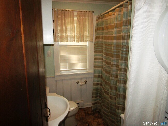 Building Photo - 53 Sea Spray Rd