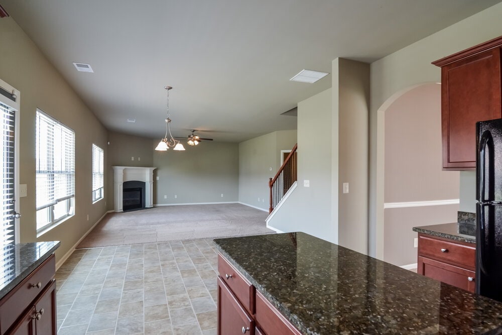 Building Photo - 1081 Rock Elm Dr