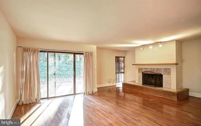 Building Photo - 11719 Newbridge Ct