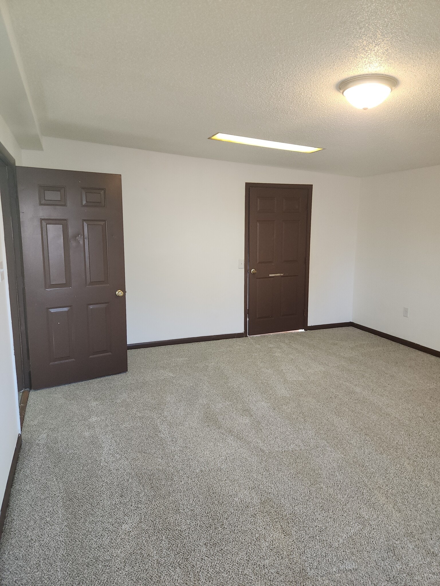 Building Photo - 48 E Gay St