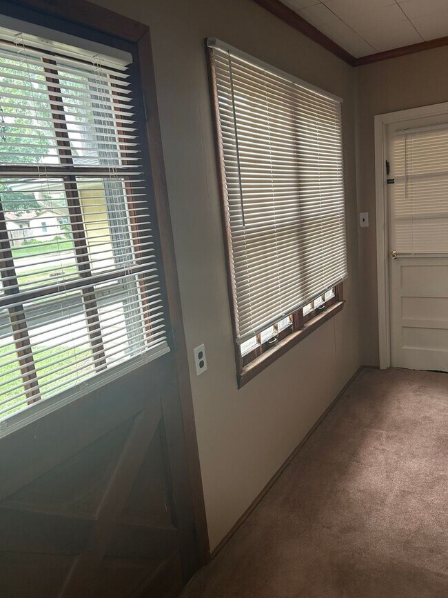 Building Photo - 1 bed 1 bath, 844 square foot home located in West Lafayette