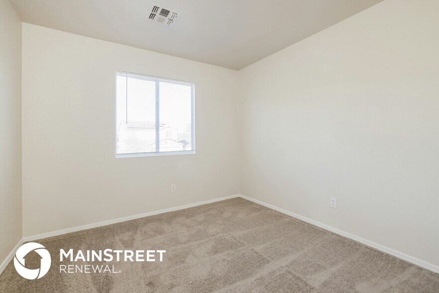 Building Photo - 3755 W Exton Ln