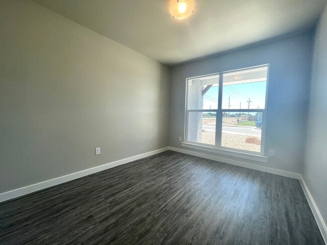 Building Photo - Pre-Leasing 4 bed 2 bath - Frenship ISD