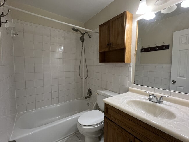 Building Photo - 3726 Ferrara Dr