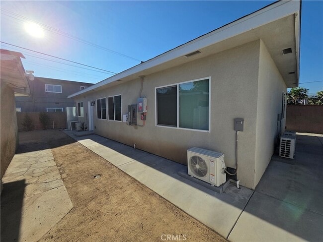 Building Photo - 121 N Baymar Ave