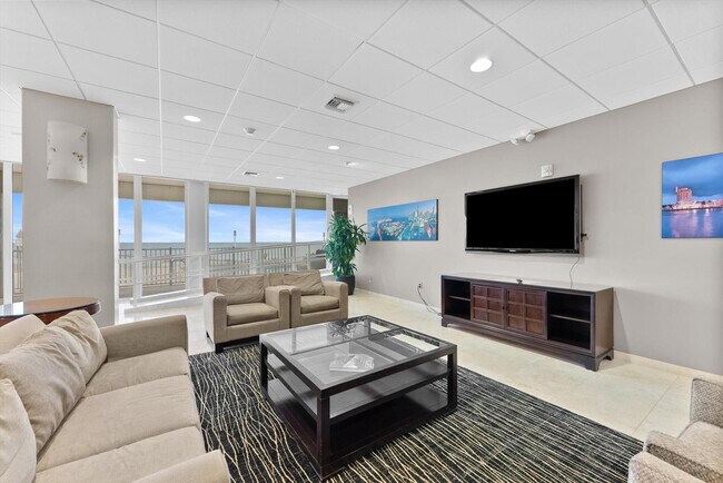 Building Photo - 1200 S Ocean Blvd