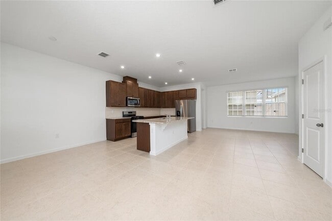 Building Photo - 2420 Celebration Blvd