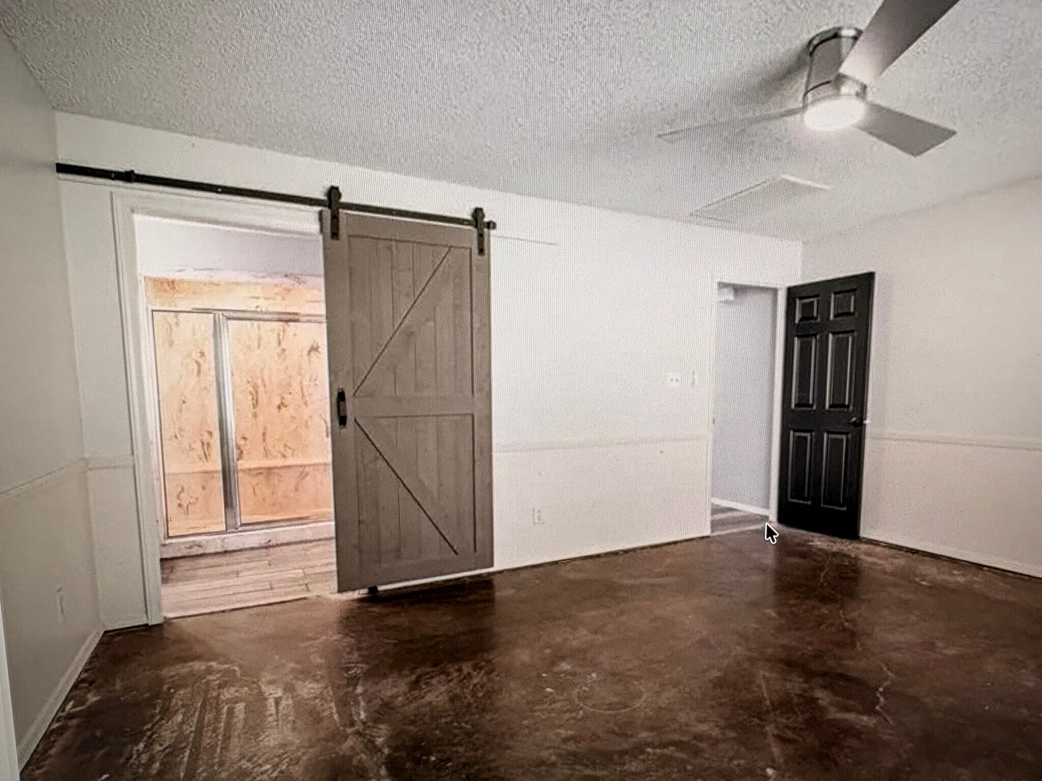 Building Photo - 3109 Glen Flora Way