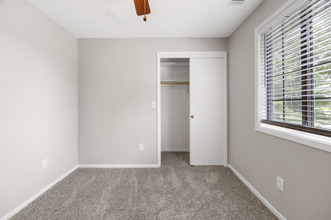 Building Photo - 1512 1st Ave