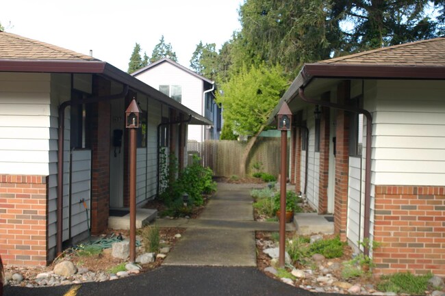 Building Photo - 407 SE 88th Ave