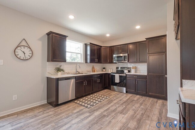Building Photo - 9344 Staples Mill Rd
