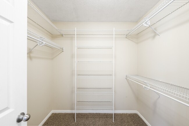 Building Photo - 10483 Sage Vista Way