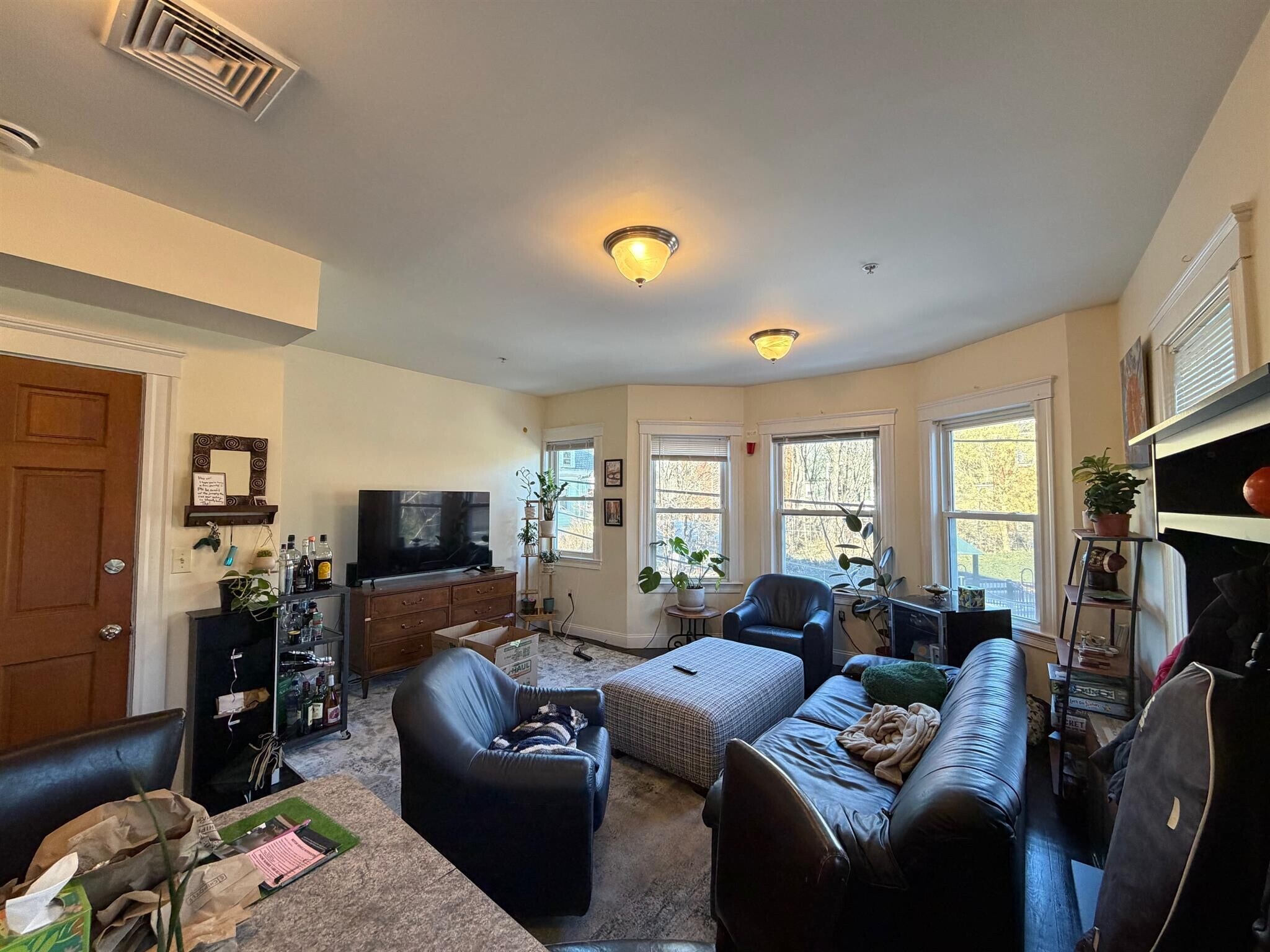 Building Photo - 6 Giles Park