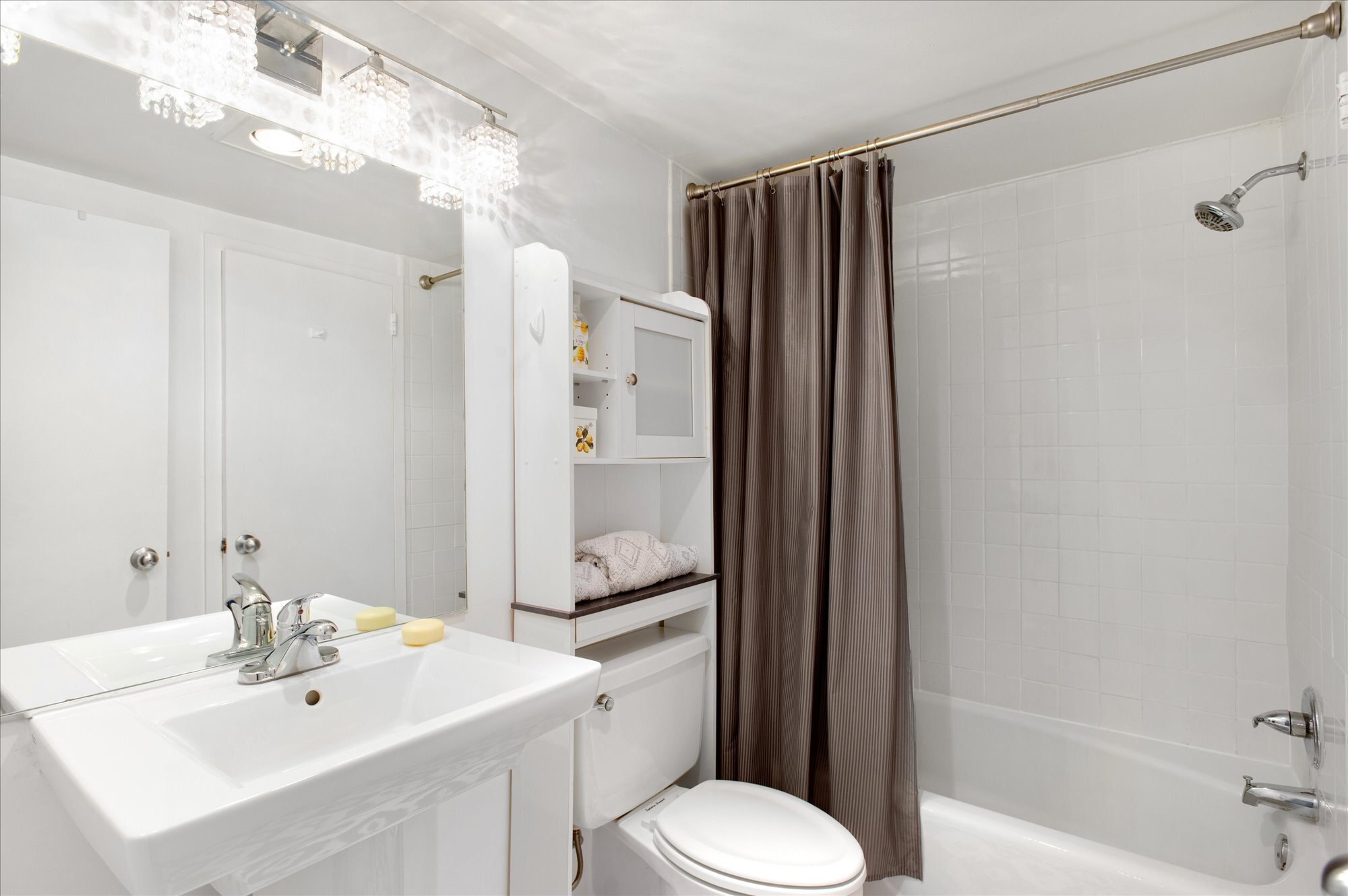 Building Photo - 5500 Friendship Blvd