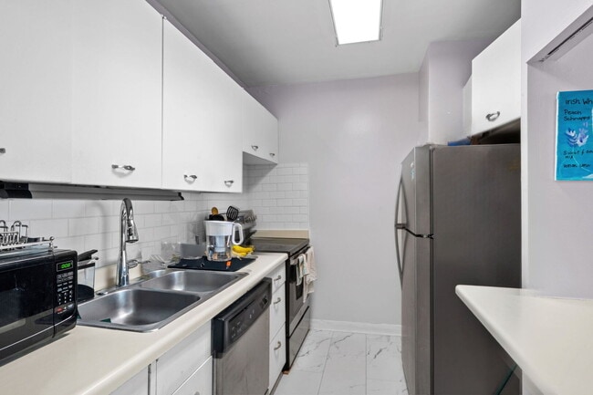 Building Photo - 535 N Michigan Ave